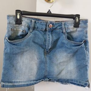 Dollhouse Jean Skirt Size:11